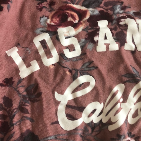 Pink Sweater - Picture 2 of 4